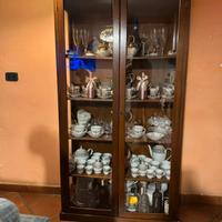 Vetrina + mobile bagno e lampadario abbinato