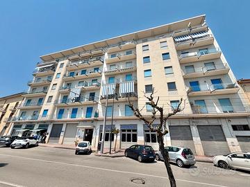 Appartamento di ampia metratura con mansarda