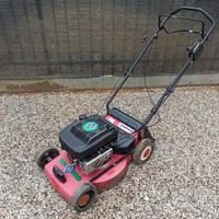 tagliaerba Ibea a trazione