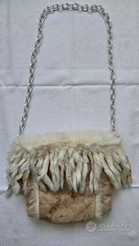 Borsa tessuto scamosciato realizzata a mano