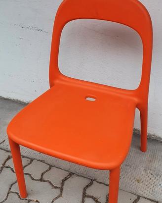 Sedia arancione come nuova