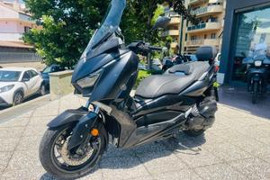 YAMAHA X-Max 400 TUTTO INCLUSO ANCHE PASSAGGIO!