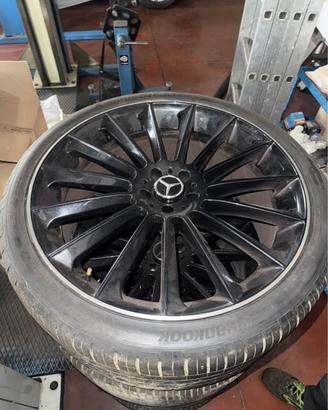 Cerchi e Gomme Mercedes GLE 22