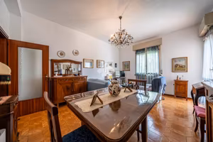 3 LOCALI A REGGIO NELL'EMILIA
