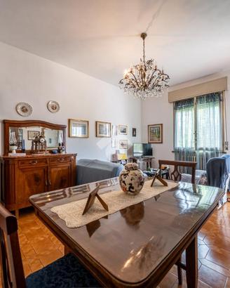 3 LOCALI A REGGIO NELL'EMILIA
