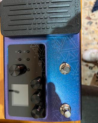 Pedaliera per chitarra multieffetto