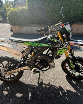 Moto motard rieju MRT50  anno 2017