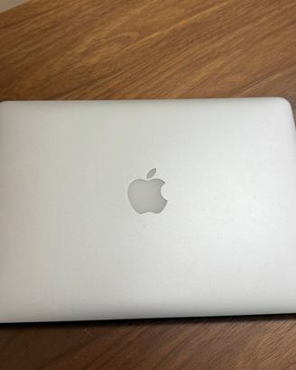 MacBook pro 13”