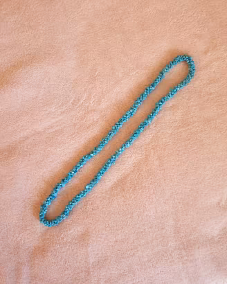 Collana di pietre turchesi