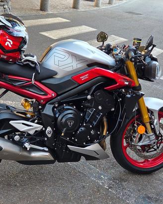 Triumph street triple rx 765