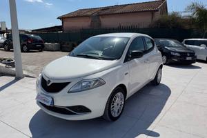 Lancia Ypsilon 1.2 69 CV 5 porte Platinum