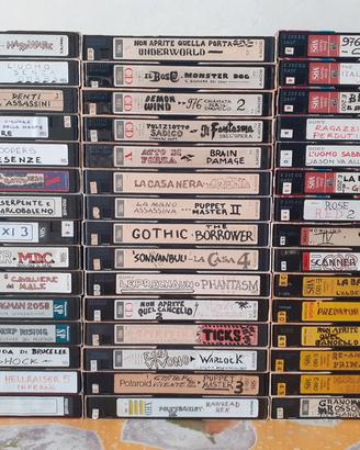 VHS vintage film horror e altro 