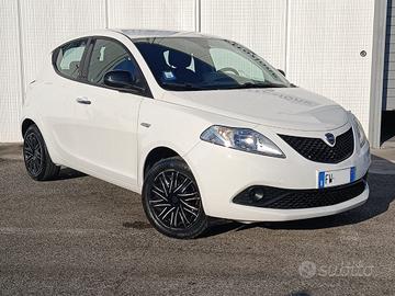 LANCIA Ypsilon 1.2 69 CV GPL Ecochic Gold