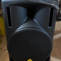 Coppia Behringer Eurolive B215XL Cassa