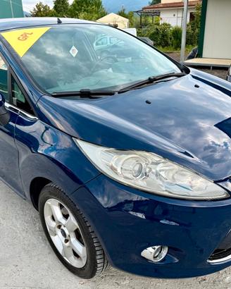 Ford Fiesta 1.4 5 porte Bz.- GPL Titanium