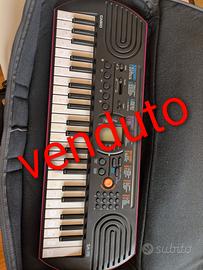 Pianola Casio SA-78 per lezioni di musica 