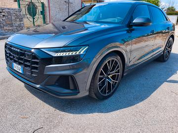 Audi Q8 50 TDI 286 CV quattro tiptronic S-line STR