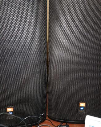 coppia casse amplificate JBL PRX515