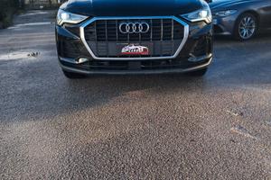 AUDI Q3 35 TDI