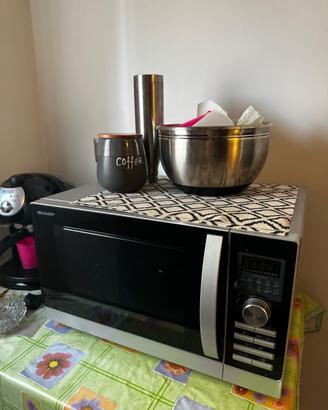 Microonde e forno Sharp