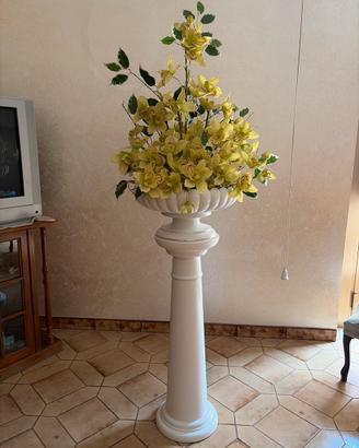 Colonna con vaso