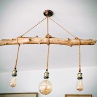 Lampadario in legno artigianale