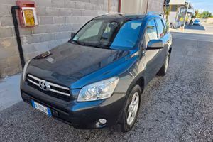 Toyota RAV 4 RAV4 2.2 D-4D 136 CV Luxury