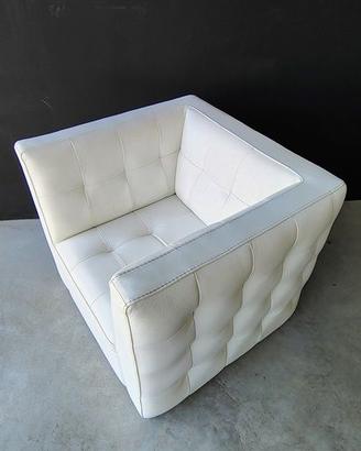 Poltrona cubo di design in vera pelle