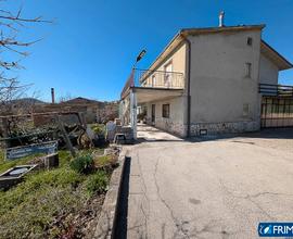 Casa semi indipendente con terreno - Cda Lupara