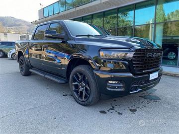 Dodge RAM 1500 5.7 L V8 HEMI LARAMIE NIGHT CR...