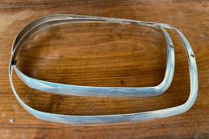 Pagoda 230-250-280 SL profili fari anteriori