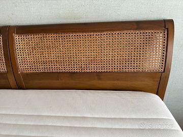 Testata e pediera in legno e paglia di Vienna