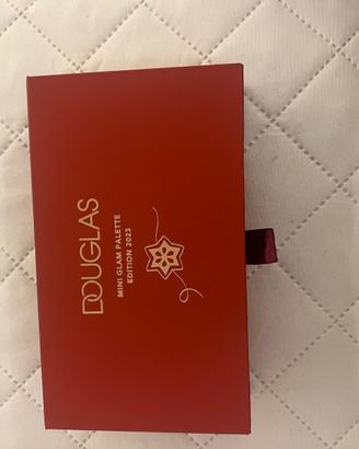 Trousse Mini glam palette Douglas nuova mai usata