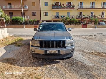 vedo auto incidentata 