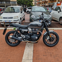 Triumph speed twin 1200