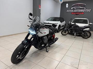 Moto Guzzi V7 STONE TEN