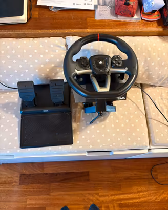 Volante e pedali HORI Racing Wheel APEX ps4 e ps5