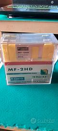 14 floppy disk 3.5" HD Esselte DataLine + Custodia