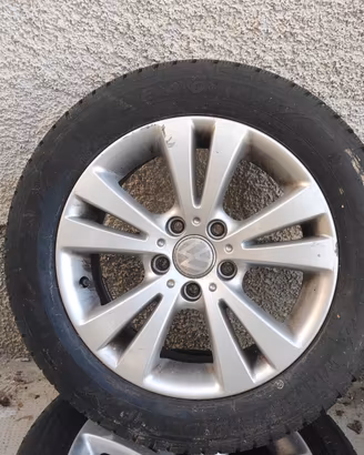4 cerchi in lega originali VW 16" + 4 gomme nuove.