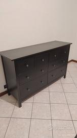 cassettiera Ikea Hemnes nera 