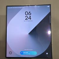 Samsung Z Fold 6