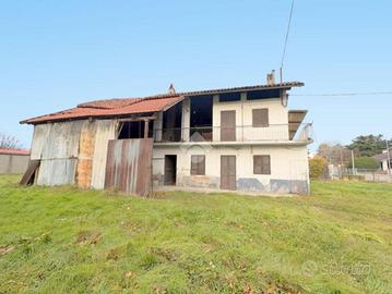 RUSTICO A SAN MAURIZIO CANAVESE