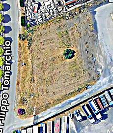 Terreno affittabile per camion/rimorchi