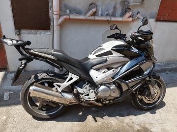 Honda Crossrunner 800
