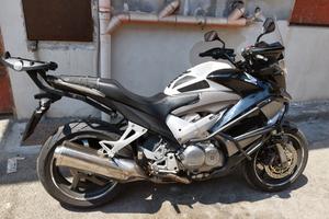 Honda Crossrunner 800