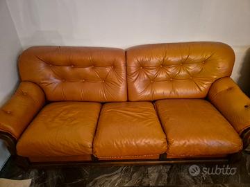 divano 3 posti con due poltrone