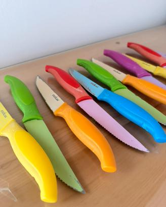 set coltelli colorati excelsa