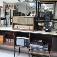 Radio e televisioni antiche