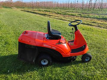 Trattorino tagliaerba 