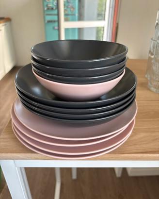 Set piatti IKEA